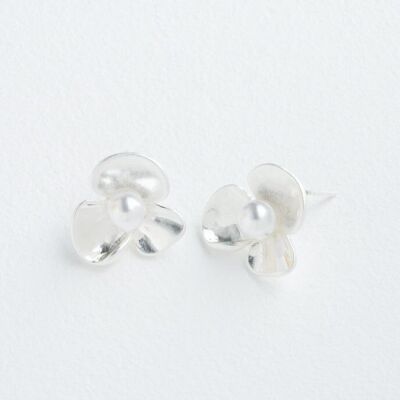 Boucles d’oreilles à fleurs vivaces en argent