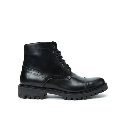 Black lace-up ankle boots for men. Made in Italy. Manufacturer model FD3070