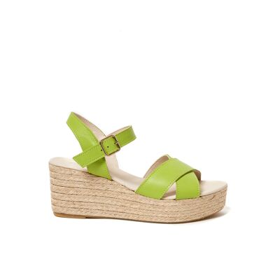 Sandali espadrillas di colore verde da donna. Made in Spain. Modello produttore FD8620