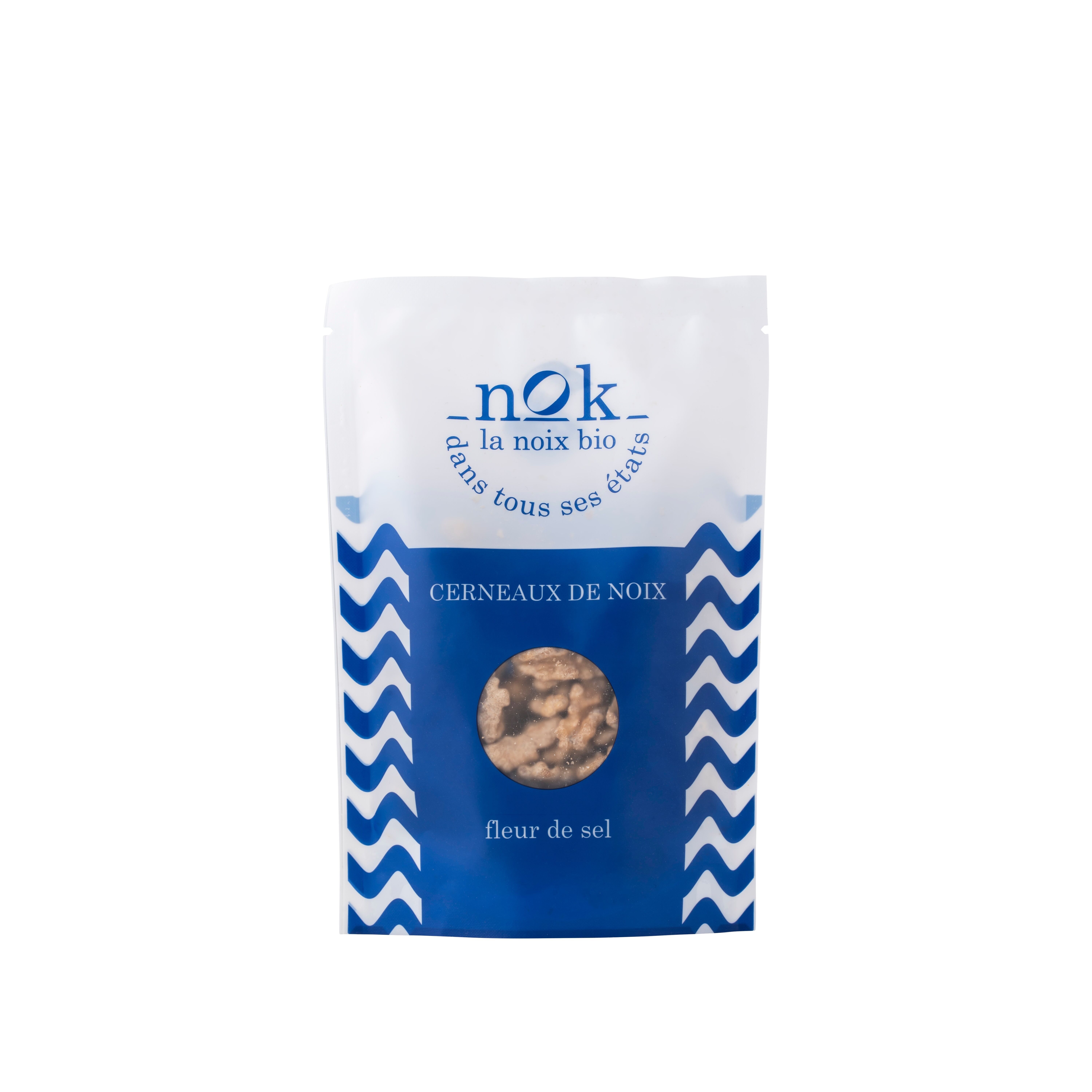 Walnut kernels with fleur de sel