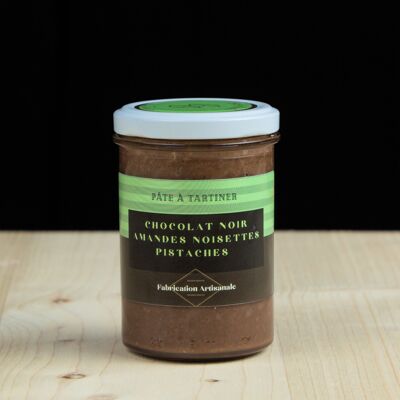 Crema spalmabile al cioccolato fondente, nocciole, mandorle e pistacchi (vasetto da 220g)