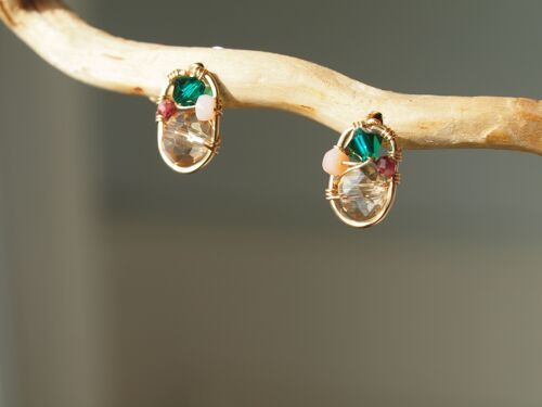 Boucles d'oreilles Champagne, Green Stud, 14 Gold-filled, Wirewrapped avec une touche d'opale rose et de grenat rhodolite, cadeau pour fille