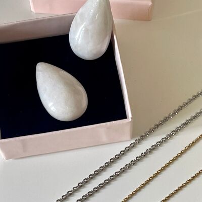 Francesca long necklace in natural stone - Moonstone