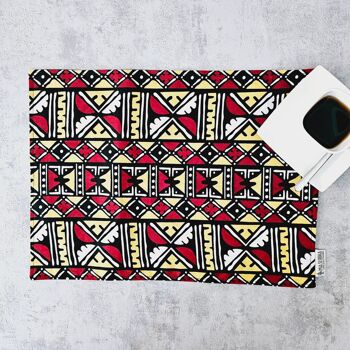Napperons imprimés inspirés « Bogolan » faits à la main | Sets de table lavables à imprimé africain 4