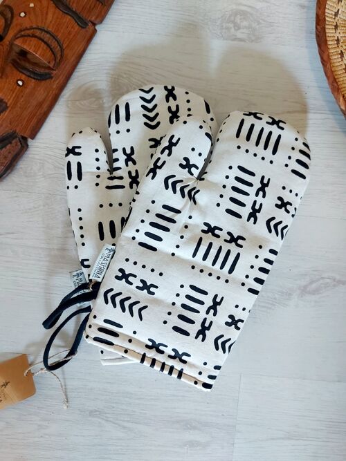 Set of 2 Handmade "Mudcloth" Bogolan Print Inspired African Print Oven Glove