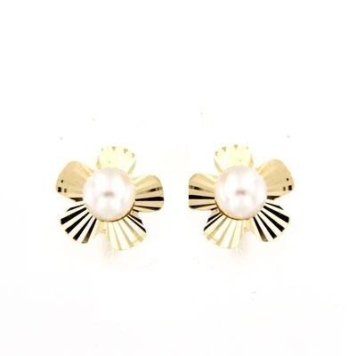 9K - Pair of Pearl Flower Gold Earrings