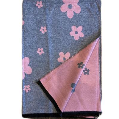 Double-sided scarves with flower patterns