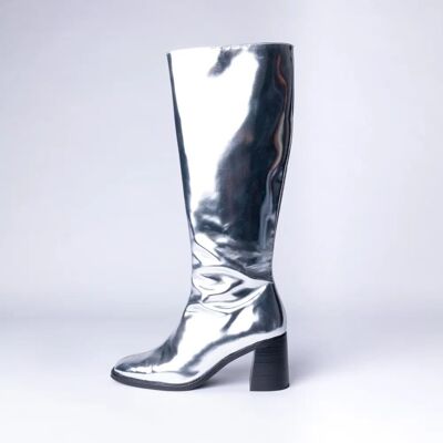 BOTAS DE PIEL PLATA
