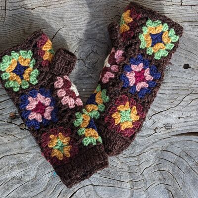 Chocolat - Mitaines sans doigts au crochet de style vintage