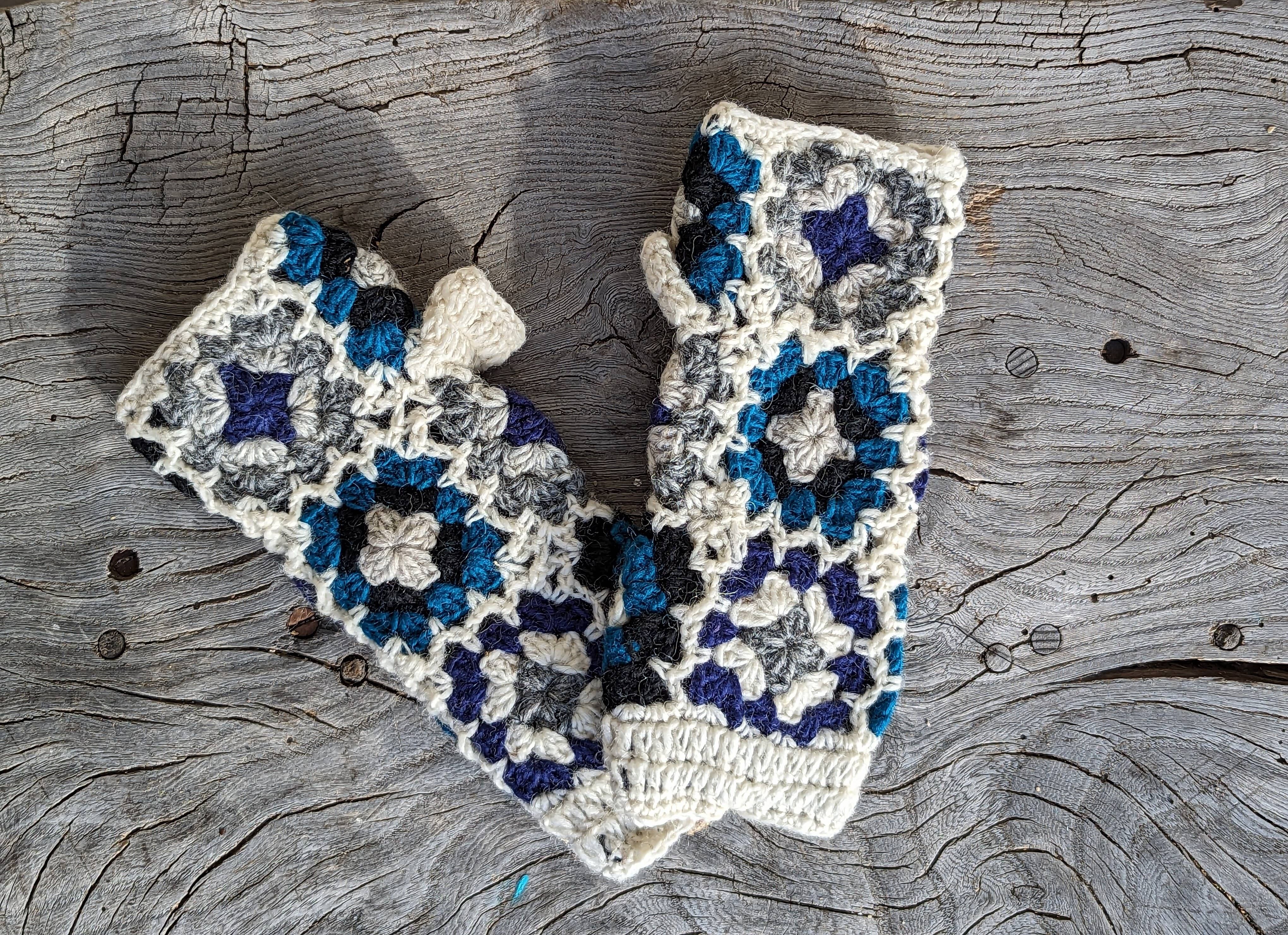 Artic White - Guanti senza dita all'uncinetto stile vintage