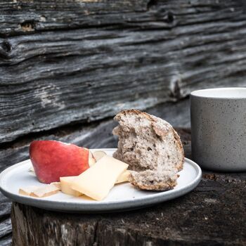 Petite assiette Ddoria - gris granit (ø 21,5 x 1,7 cm) - Grès EDDA - faïence - vaisselle - Fabriqué au Portugal - Élevé dans les Alpes 9