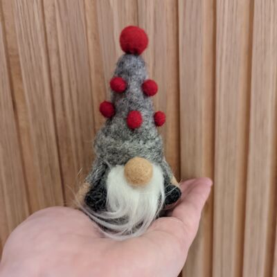 Mini Gonk natalizio in feltro fatto a mano
