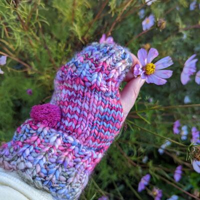 Knitted Pom Pom Mitts - Marshmellow