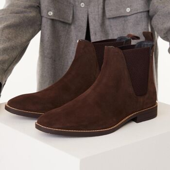 BOTTES CHELSEA EN DAIM MARRON FINCHLEY POUR HOMMES 1