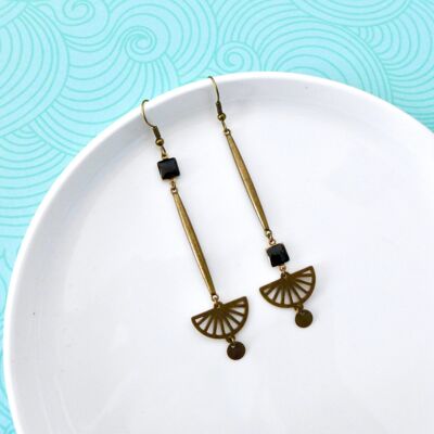 Longues boucles d'oreilles asymétriques bronze et noir