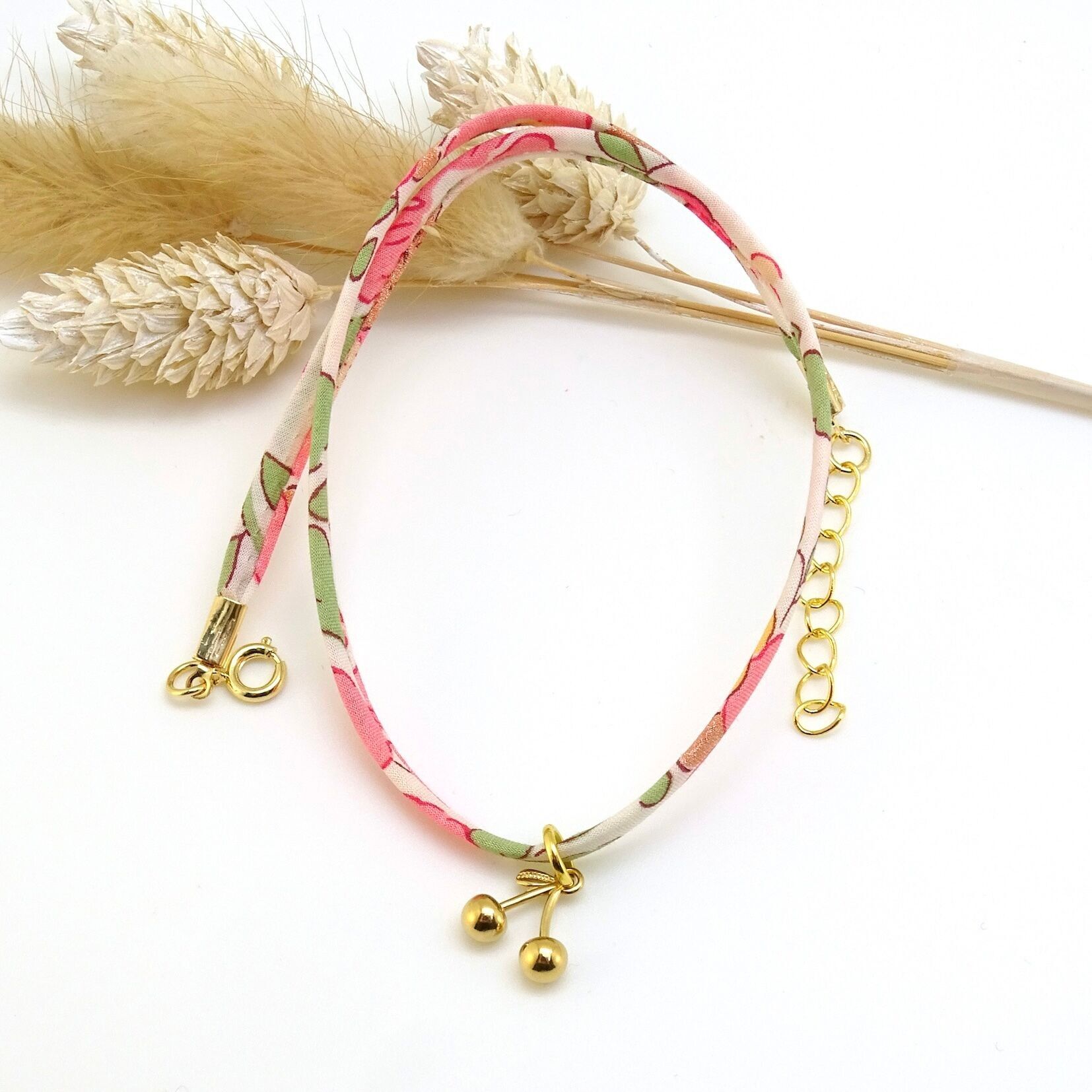 Sortiment mit 10 Liberty-Halsketten