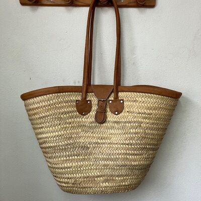 Basket with lip and leather flap