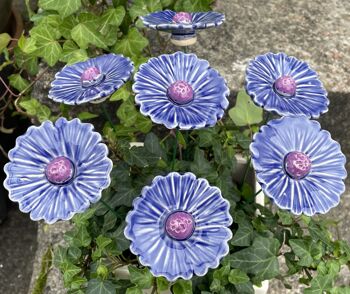Fleur en céramique Bleuet, Tuteur végétal 3