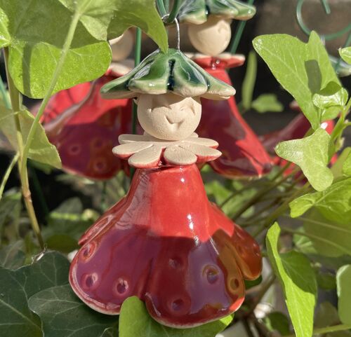 Hanging Ceramic Miss Strawberry, Plant stake