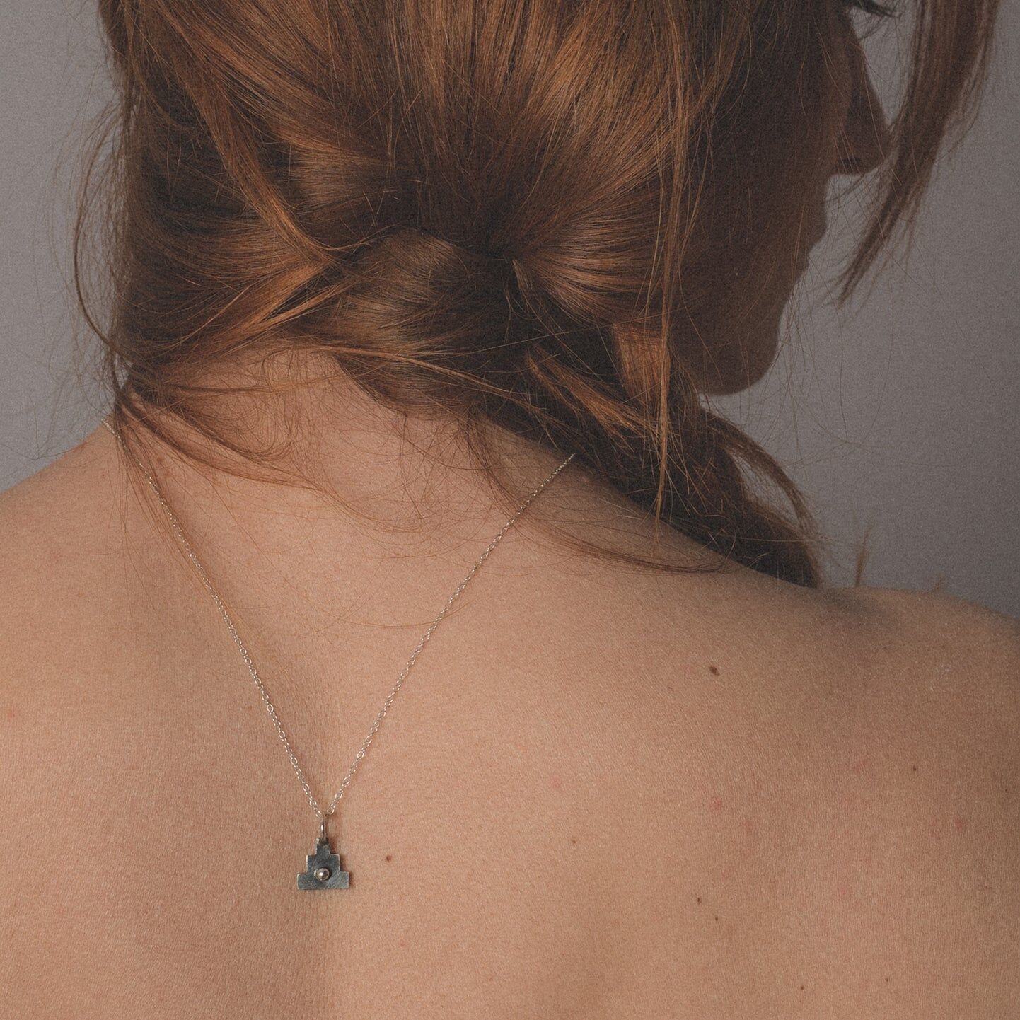 Amuleto II (De)costruzione