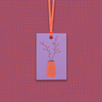 Étiquettes cadeaux "Ilex" - lot de 5 avec buissons de houx dans des vases rétro rouges devant violet et ruban assorti - papier 100% recyclé 2