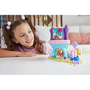 Mattel - GYK42 - Polly Pocket Pollyville - Coffret Le Monde Féerique des Sirènes avec mini-figurines Polly et sirène, 15 accessoires surprises, jouet pour enfant 2