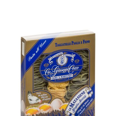 Pâtes - N°17 TAGLIATELLES À LA PAILLE ET AU FOIN
les écheveaux d'oeufs