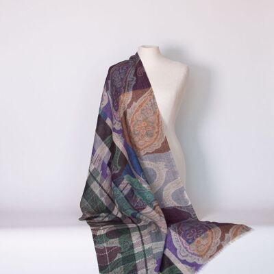 ÉCHARPE - SHAWLS – SCARF made of pure virgin wool - paisley + checked pattern