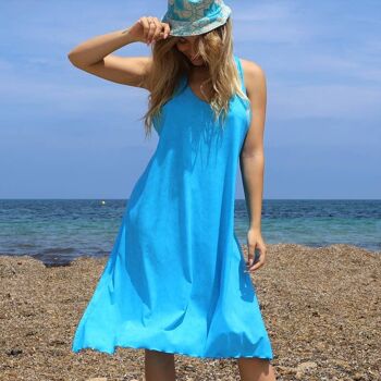 Robe turquoise, design trapèze avec col licou 1