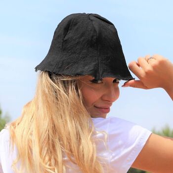 Chapeau en lin noir, tenue urbaine 2