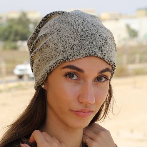 100 Brown Highlights Beanie, Warm and soft like a teddy bear