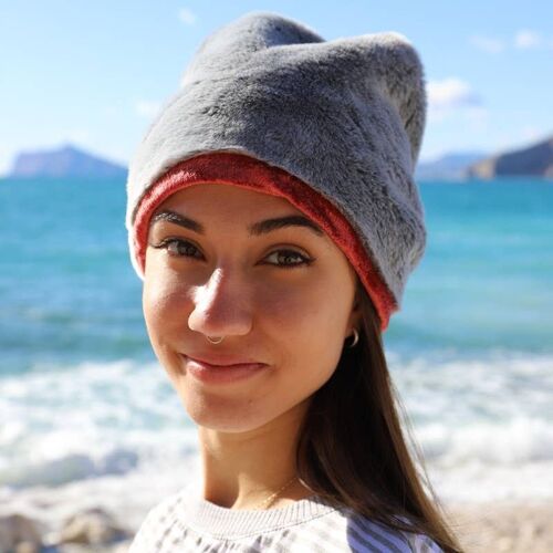 128 Gray Faux Fur Beanie Hats Lined In Rust-colored Cotton