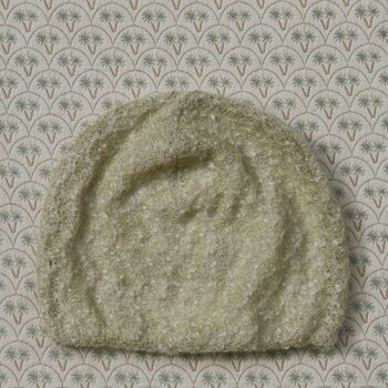 Bonnet 35 Cappuccino, 100% Laine Boucle, Bonnets Beiges 5