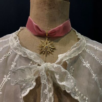 Paris Necklace - Pink Velvet Choker