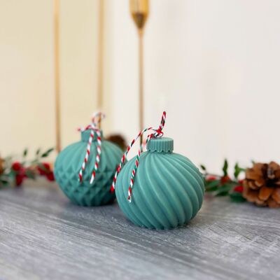 Green Christmas Bauble Candle - Christmas Candle - Green Christmas Decoration