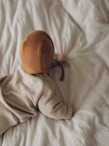 Bonnet bébé TISU, Caramel 2