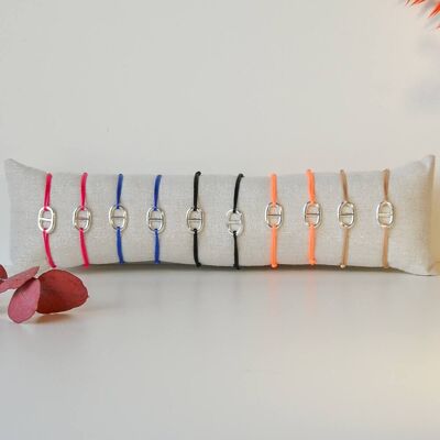 Set de 10 pulseras de colores imprescindibles, charm de tu elección