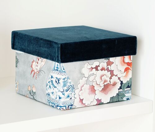 Decorative box in Velvet and Paris style fabric