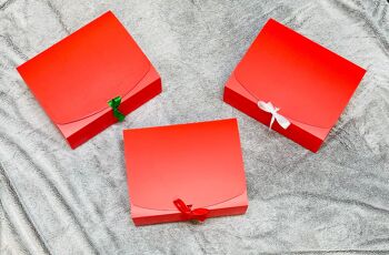 Boîte cadeau rouge vierge 1