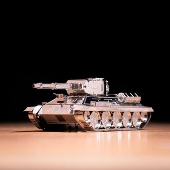 T-34/85 Kit de bricolage modèle statique de réservoir, 61 pièces 4