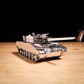 Kit de bricolage de char Leopard 2, modèle statique, 57 pièces 2