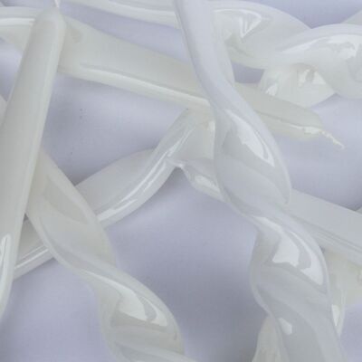 24 Ice White Individual Twisted 25cm Taper Candles