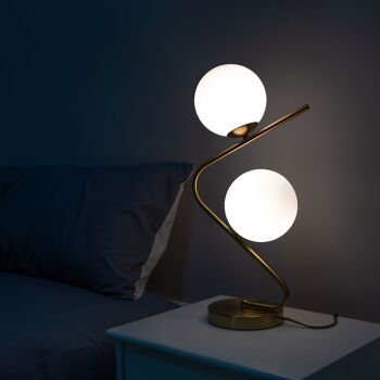 Lampe à Poser Sphera en Aluminium Doré Or : Design Élégant, Éclairage LED Économique et Longue Durée 2