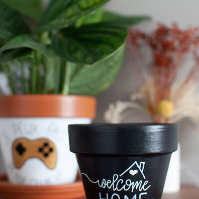 Terrakotta-Übertopf / Blumentopf: Willkommen zu Hause