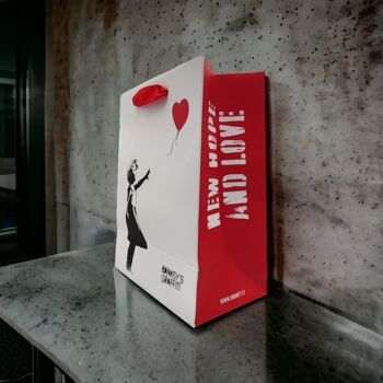 Bourse de cadeaux Banksy (médias) - Ragazza con palloncino rosso 4