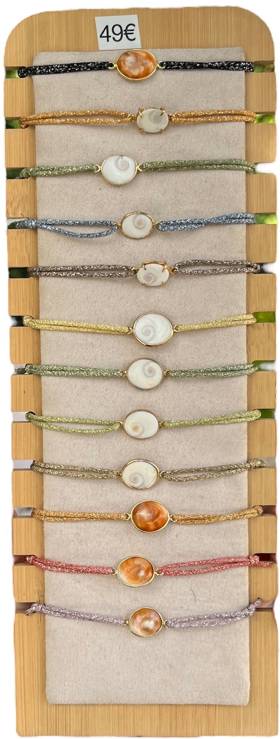 Bracciale in filo di lurex con occhio di Santa Lucia
