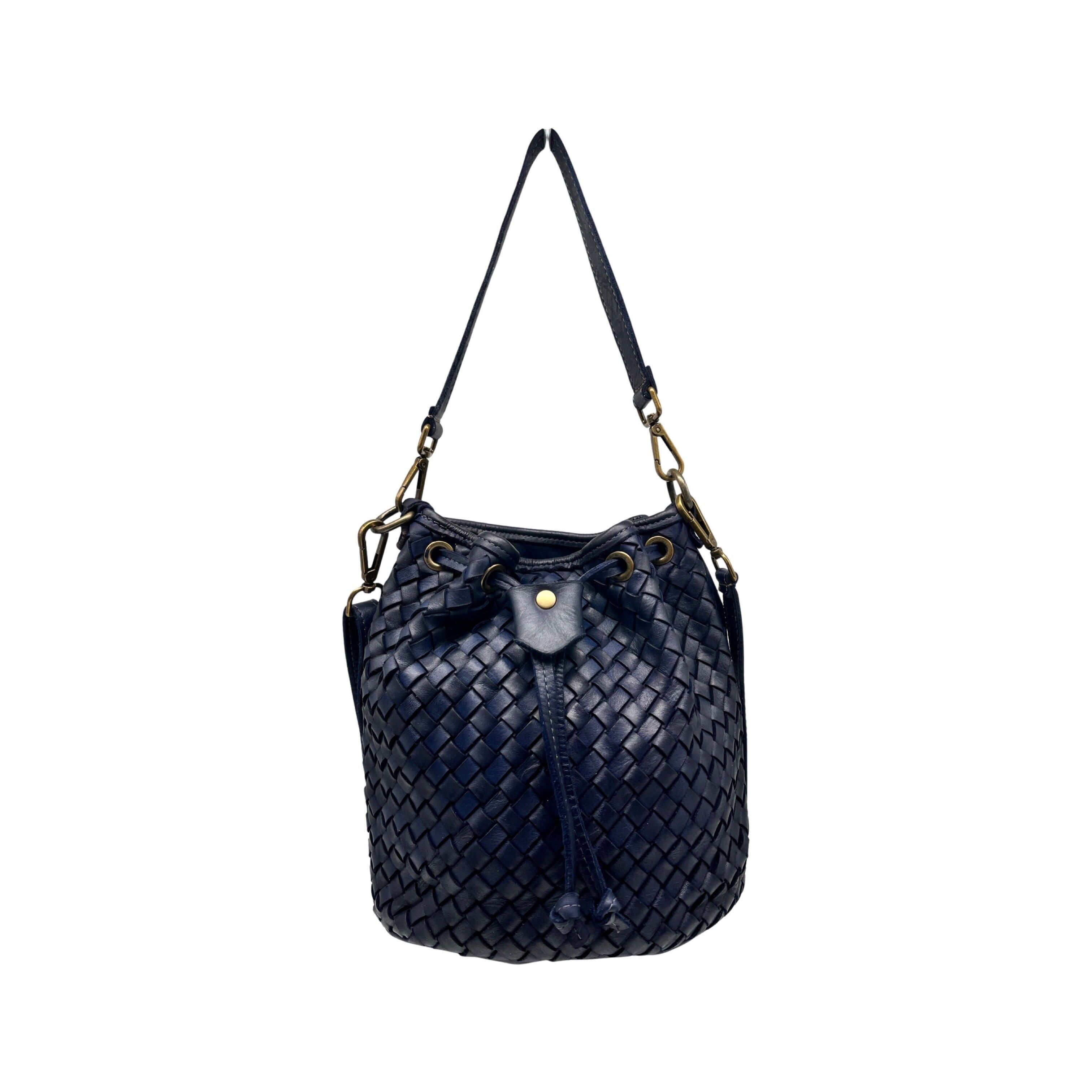 BORSA A SECCHIELLO ANNABELLA IN PELLE LAVATA BLU