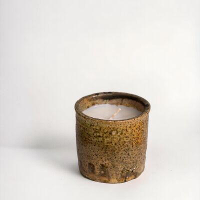 Yellow scented candle in tamegroute Maha