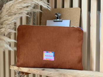 Pochette trousse plate en velours côtelé camel fait main 5