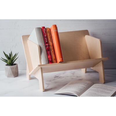 Easy-to-assemble Wooden Bookshelf